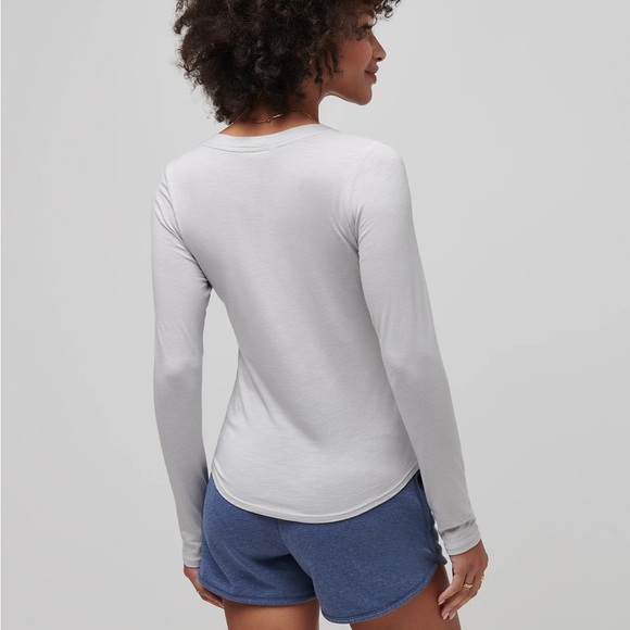 Travis Mathew - Picture 2 of 3